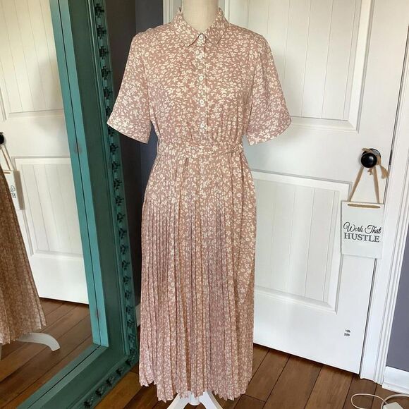 Orange Creek Floral Pleated Midi Dress - Picture 1 of 9